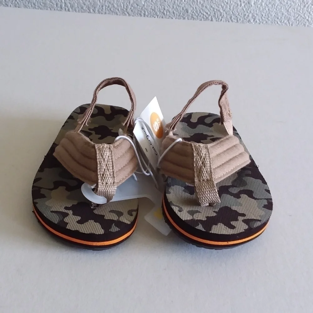 Cat & jack camo slingback flip flops size small